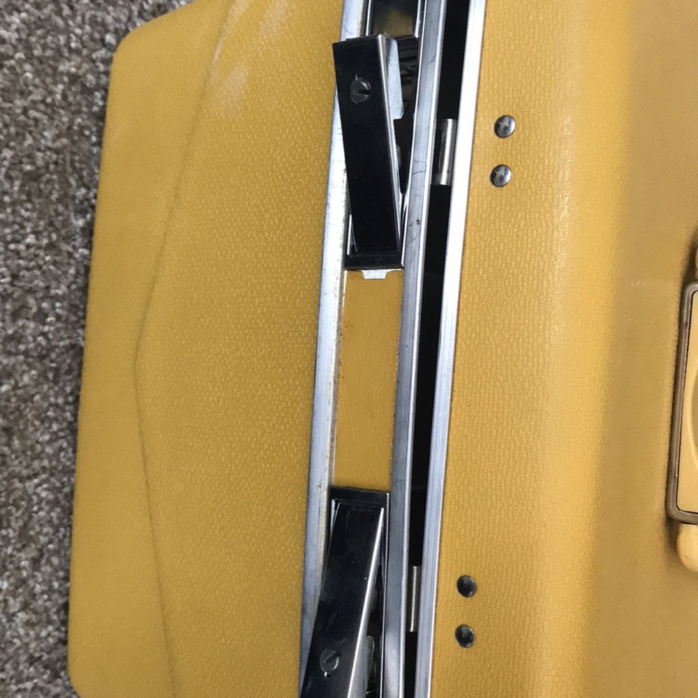 Vintage makeup trunk - Picture 4 of 5